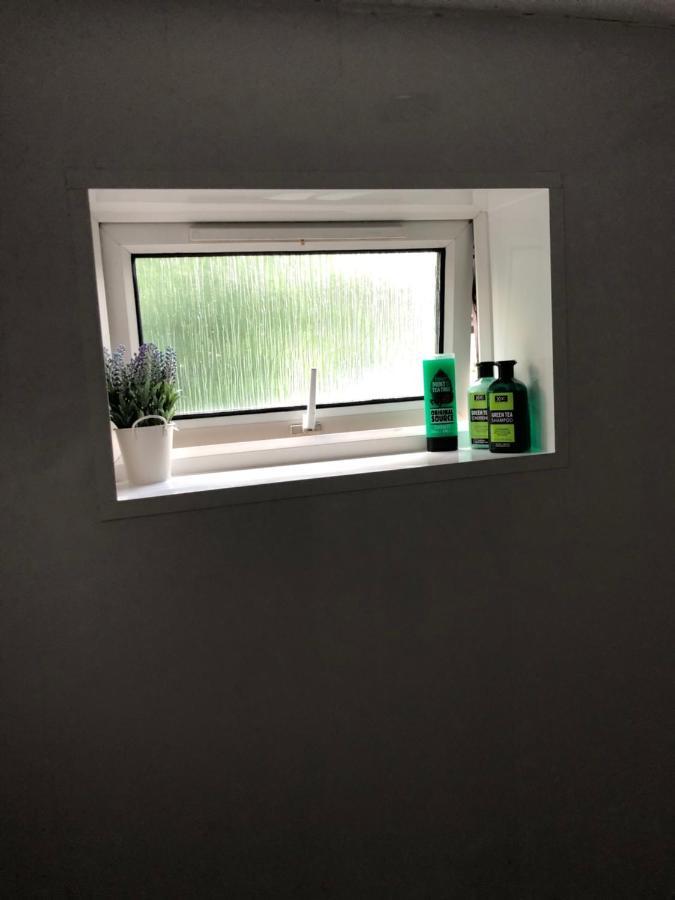 Home From Home, Close To Redditch Hospital Abb Eksteriør bilde